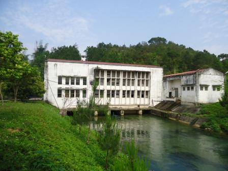 Nhà máy thủy điện Thoong Gót sau một năm chuyển mình